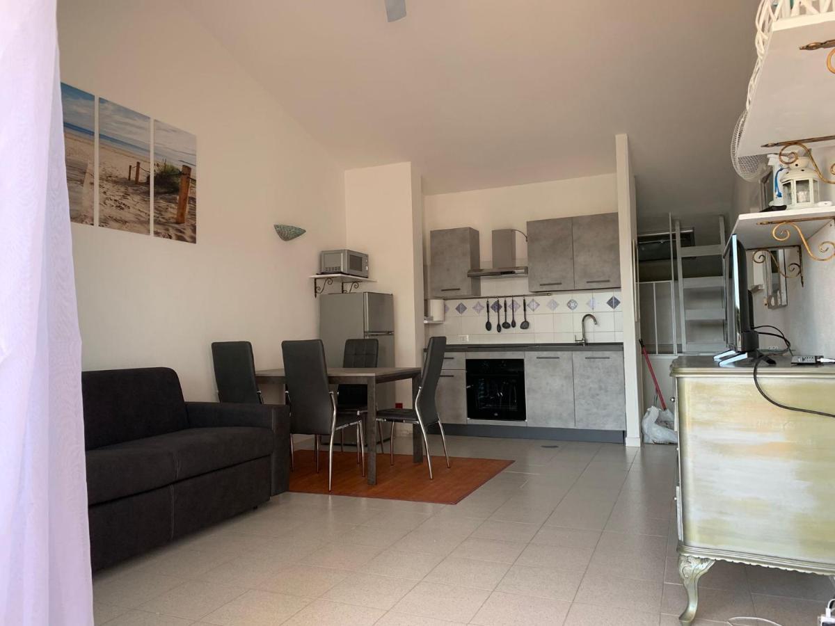 Apartament Residenze Coda Cavallo San Teodoro  Zewnętrze zdjęcie